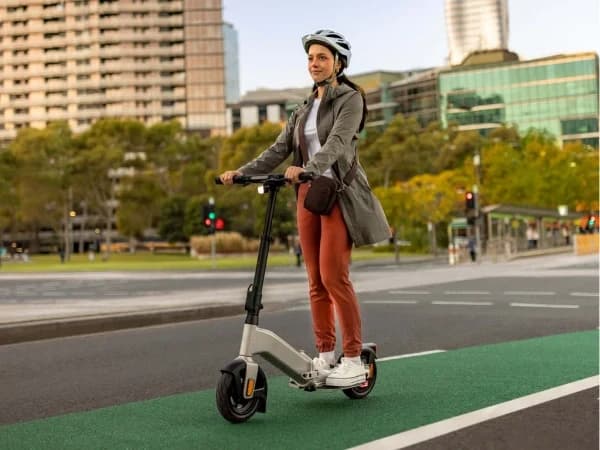 How much it really costs to start a scooter sharing business